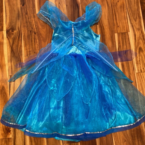 Girl’s Size 8-10 Fairy 🧚‍♀️ Costume in Blue & Turquoise  with Sparkle Details - Picture 4 of 6